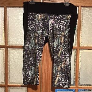 Lululemon Cropped Leggings